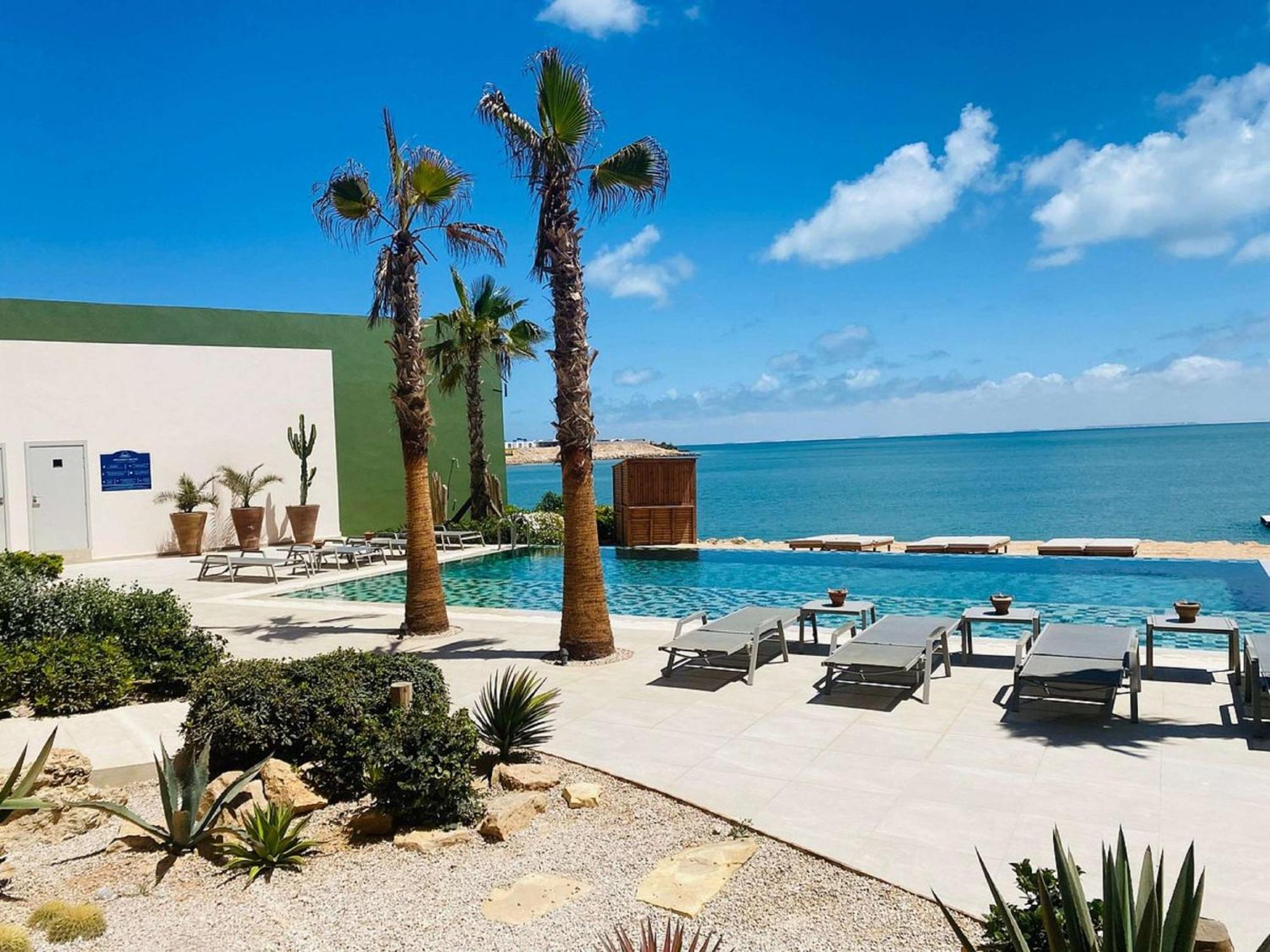 Hotel South Bay 4*